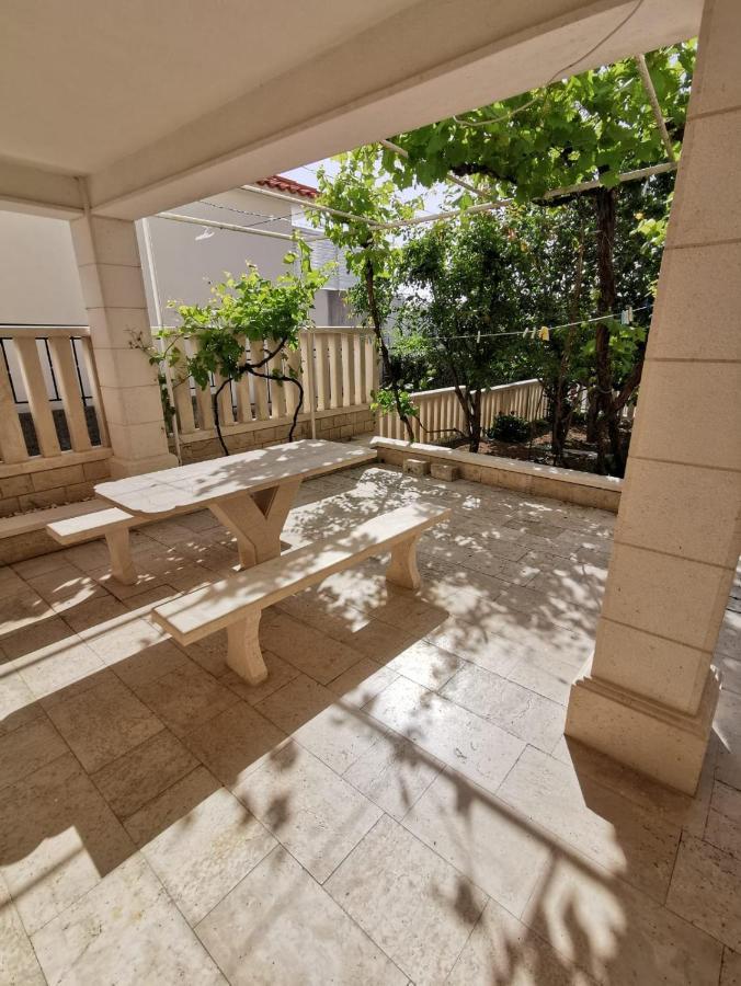 Villa Ruza 30M From The Beach Baška Voda Eksteriør billede