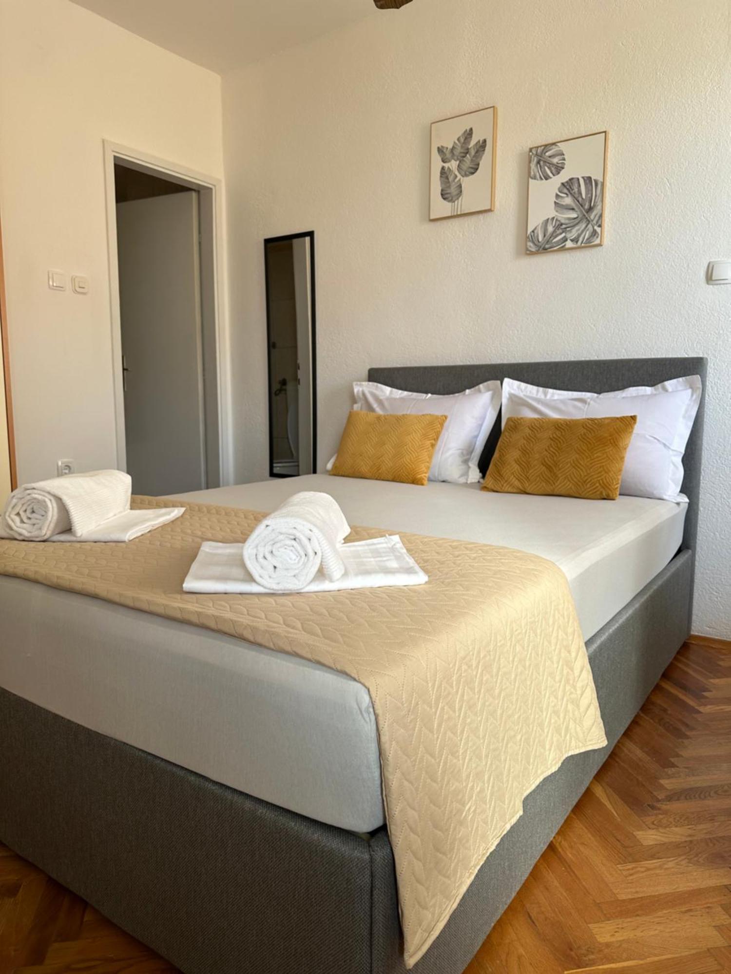 Villa Ruza 30M From The Beach Baška Voda Værelse billede