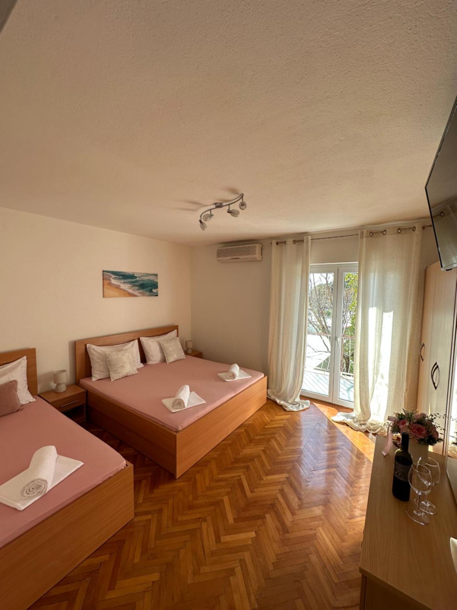 Villa Ruza 30M From The Beach Baška Voda Værelse billede