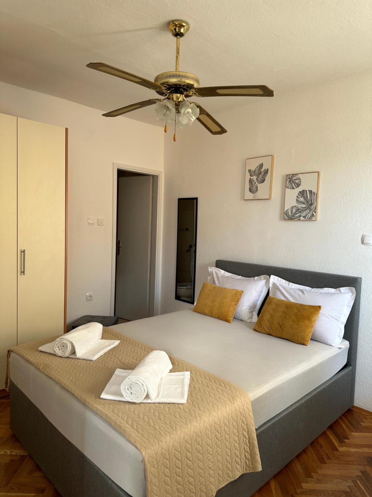 Villa Ruza 30M From The Beach Baška Voda Værelse billede